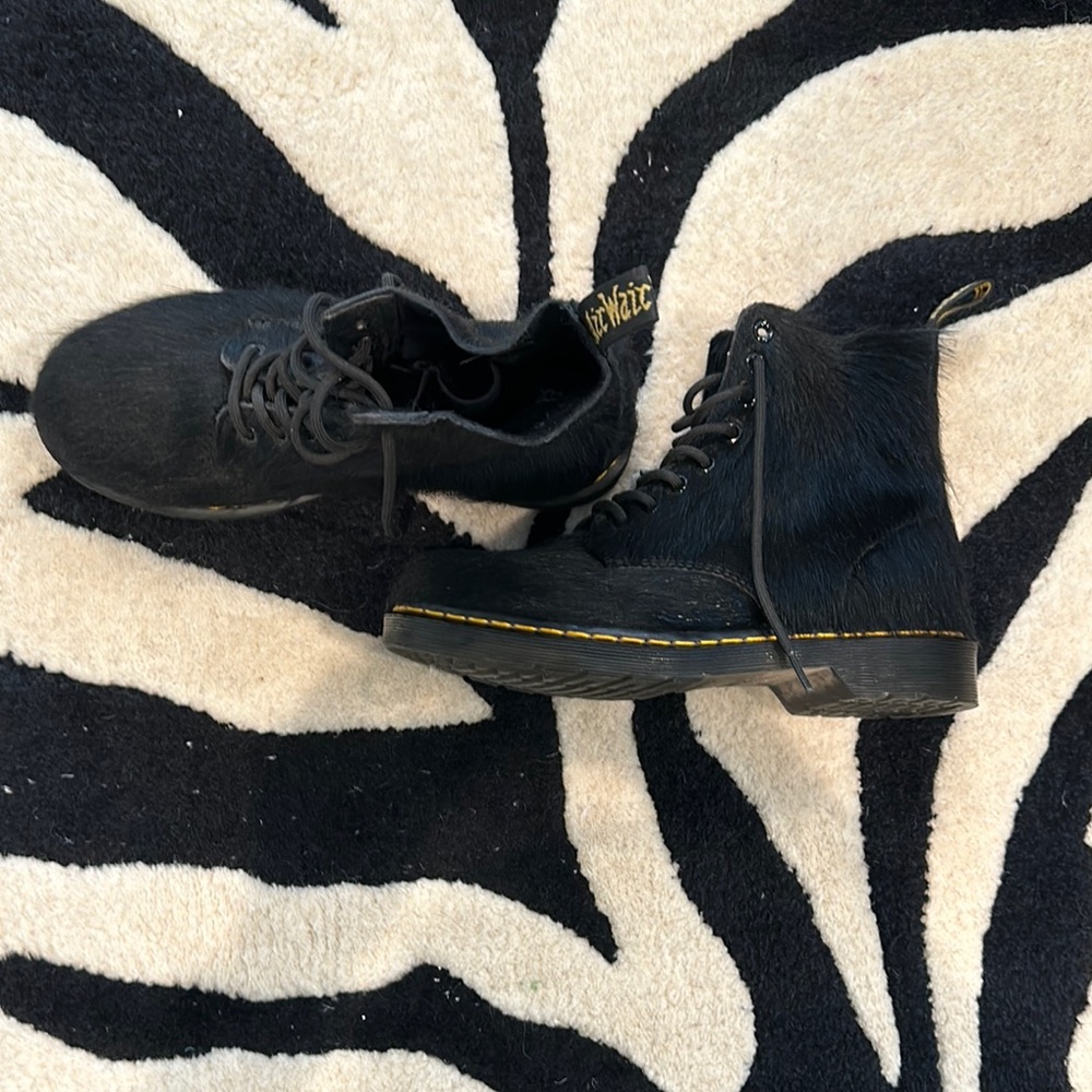 EUC Dr Martens Furry Black Boots